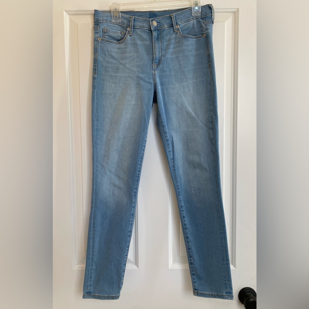 Gap True Skinny Blue Jeans, 30R
